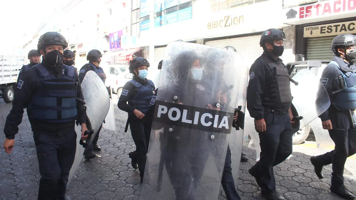 _ENFRENTAMIENTO AMBULANTES Y POLICIA MUNICIPAL JULIOCM 03012021 022